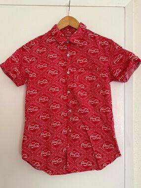 Coca Cola Red Patterned Short-Sleeve Button Down Shirt